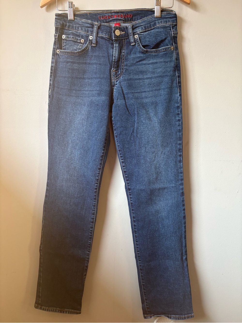 Lucky Brand Straight Leg Jeans Medium Wash Denim Women’s Size 2/26.
